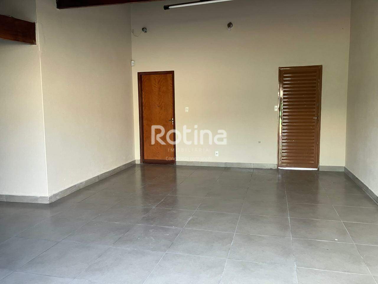 Casa à venda, 3 quartos em Uberlândia no bairro Planalto no valor de R$ 460.000,00 - Rotina Imobiliária: 