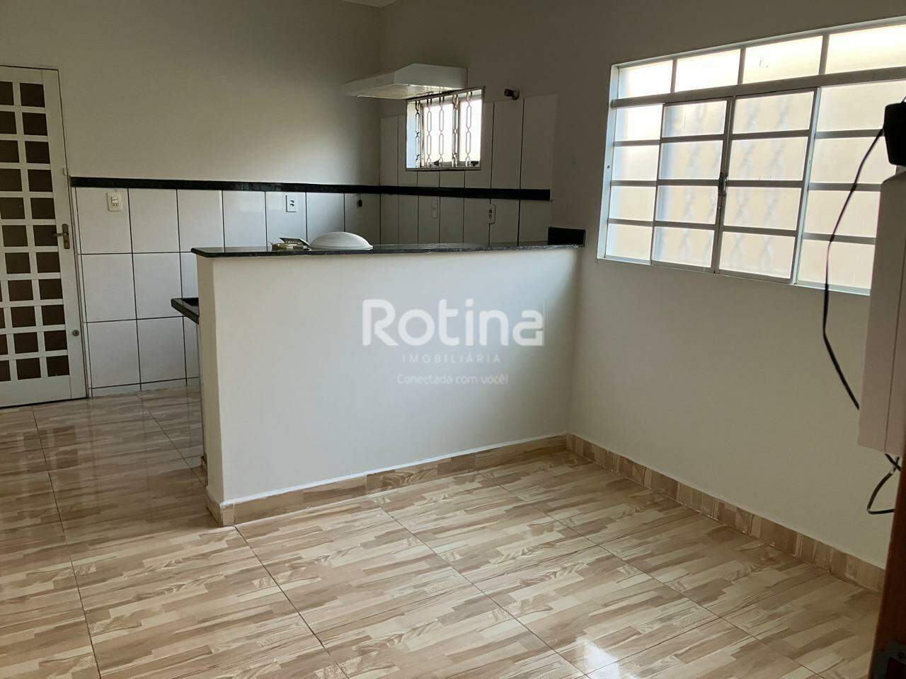 Casa à venda, 3 quartos em Uberlândia no bairro Planalto no valor de R$ 460.000,00 - Rotina Imobiliária: 