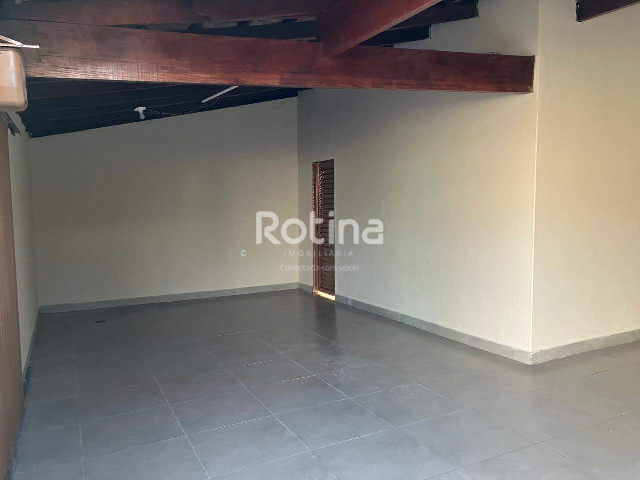 Casa à venda, 3 quartos em Uberlândia no bairro Planalto no valor de R$ 460.000,00 - Rotina Imobiliária: 