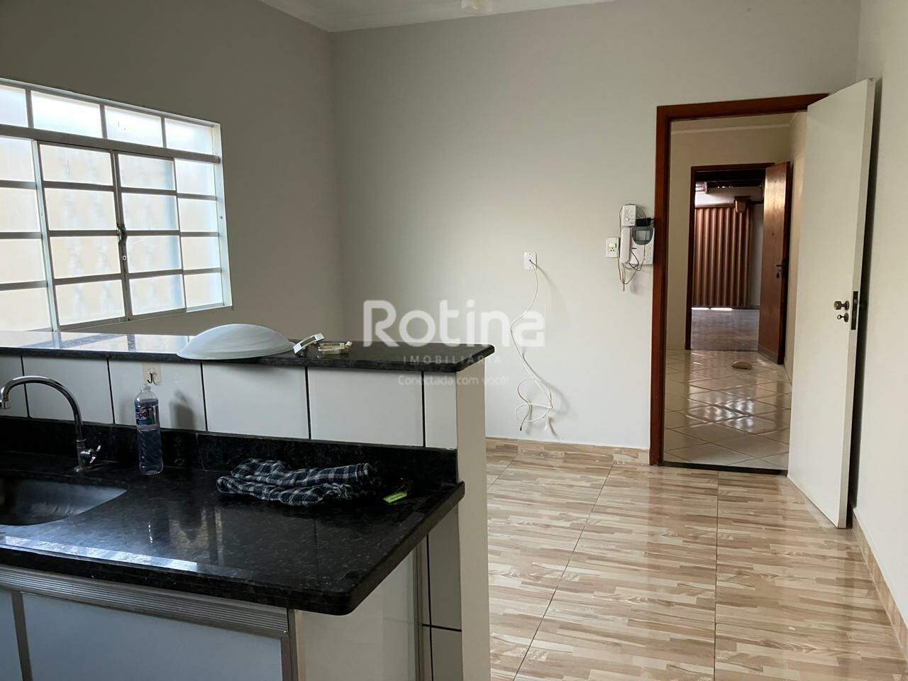 Casa à venda, 3 quartos em Uberlândia no bairro Planalto no valor de R$ 460.000,00 - Rotina Imobiliária: 