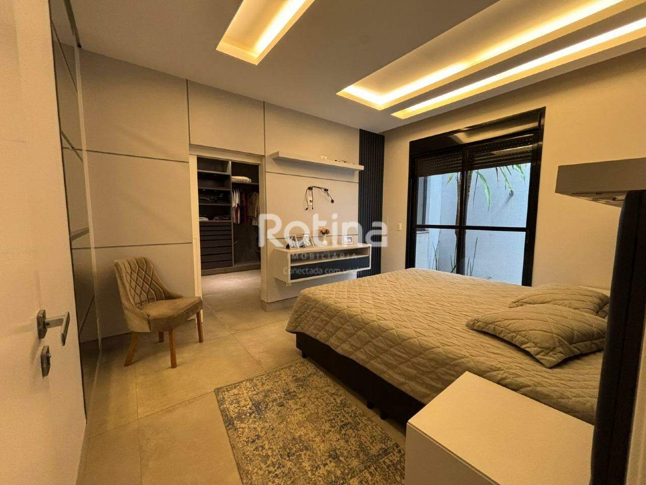 Casa Condomínio Fechado à venda, 3 quartos em Uberlândia no bairro Aclimação no valor de R$ 2.150.000,00 - Rotina Imobiliária: 