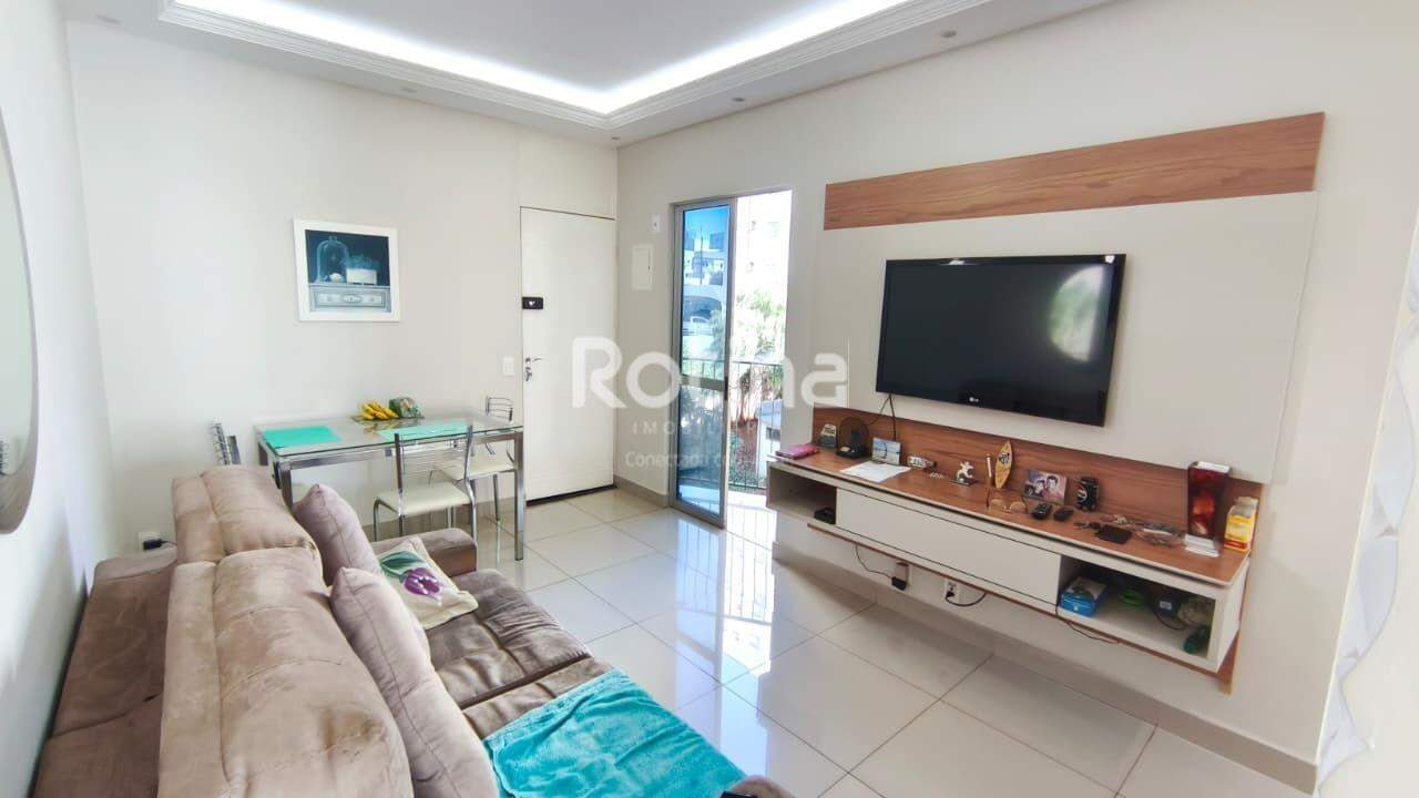 Apartamento à venda, 2 quartos em Uberlândia no bairro Jardim Patrícia no valor de R$ 275.000,00 - Rotina Imobiliária: Sala