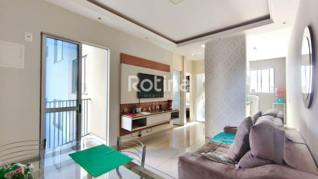 Apartamento à venda, 2 quartos em Uberlândia no bairro Jardim Patrícia no valor de R$ 275.000,00 - Rotina Imobiliária: Sala