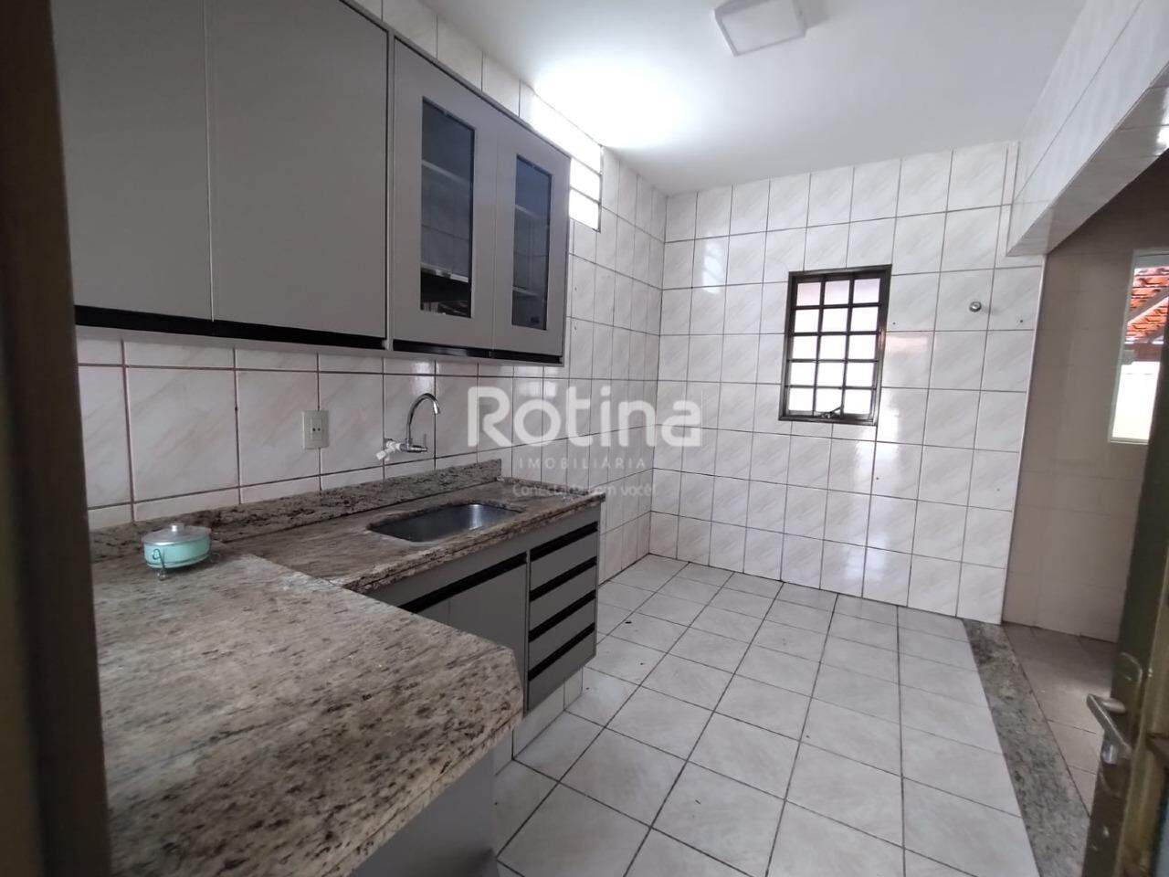 Casa para alugar, 4 quartos em Uberlândia no bairro Santa Luzia no valor de R$ 2.500,00 - Rotina Imobiliária: 