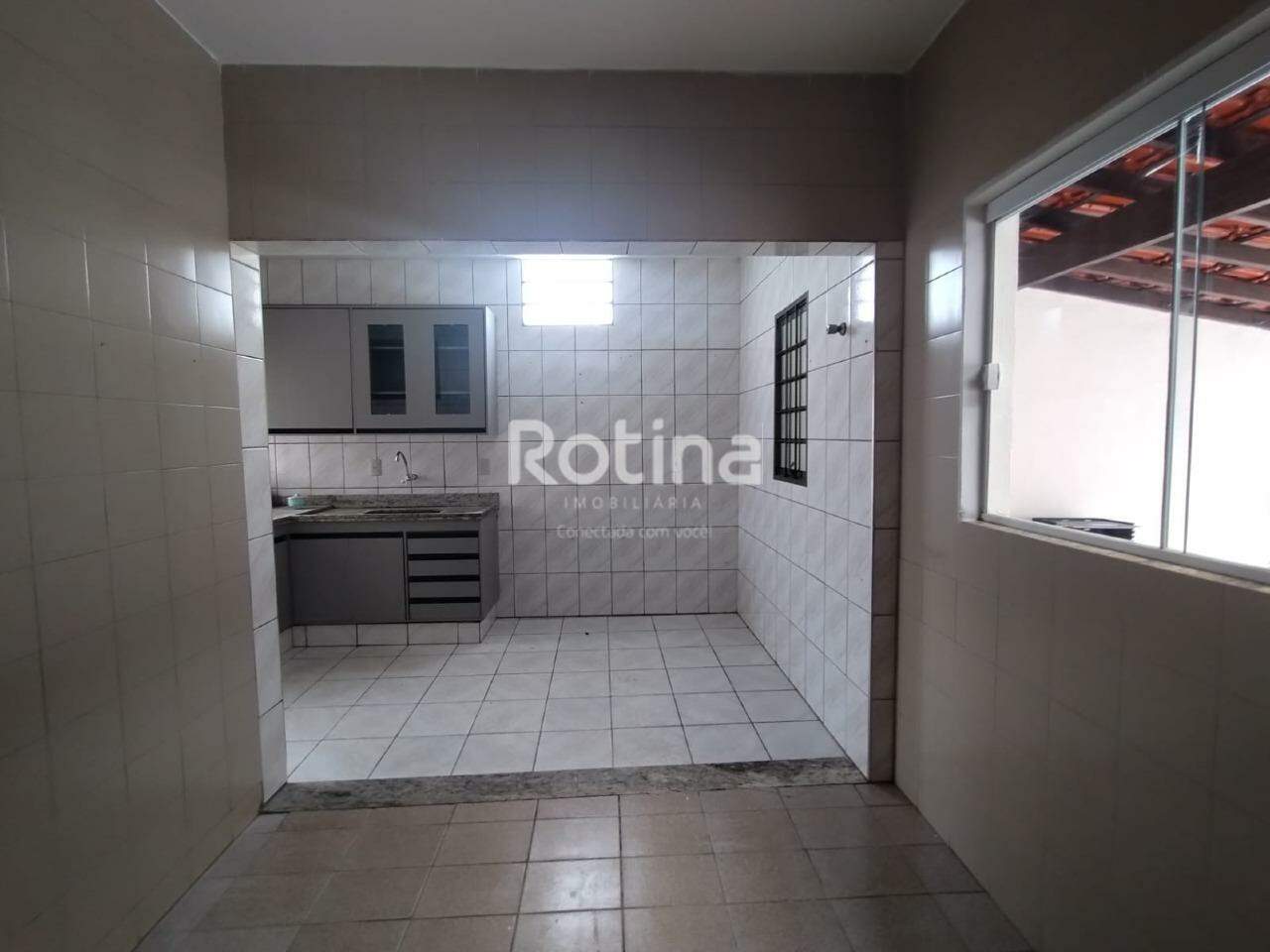 Casa para alugar, 4 quartos em Uberlândia no bairro Santa Luzia no valor de R$ 2.500,00 - Rotina Imobiliária: 