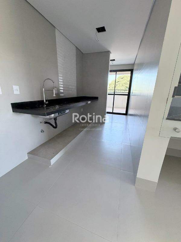 Cobertura à venda, 3 quartos em Uberlândia no bairro Tibery no valor de R$ 950.000,00 - Rotina Imobiliária: 