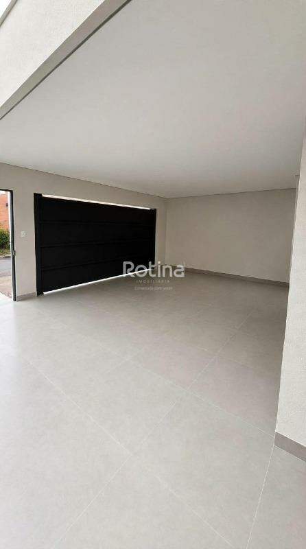 Casa à venda, 3 quartos em Uberlândia no bairro Cidade Jardim no valor de R$ 900.000,00 - Rotina Imobiliária: 