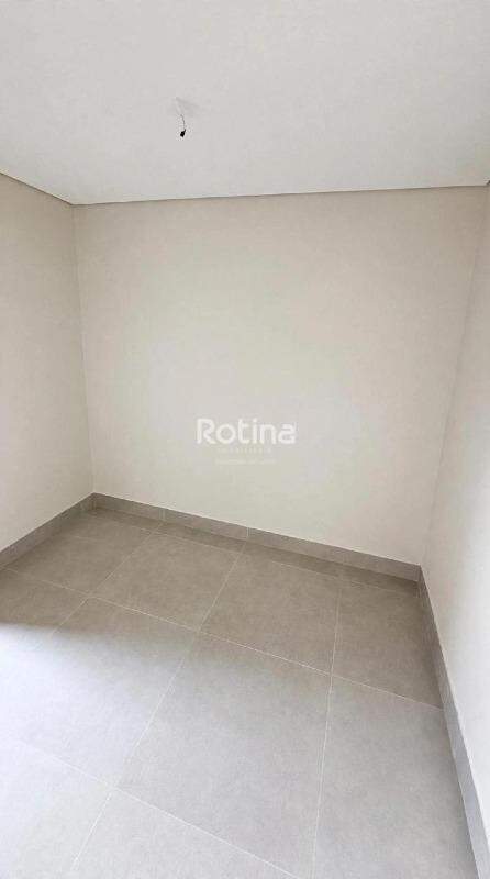 Casa à venda, 3 quartos em Uberlândia no bairro Cidade Jardim no valor de R$ 900.000,00 - Rotina Imobiliária: 