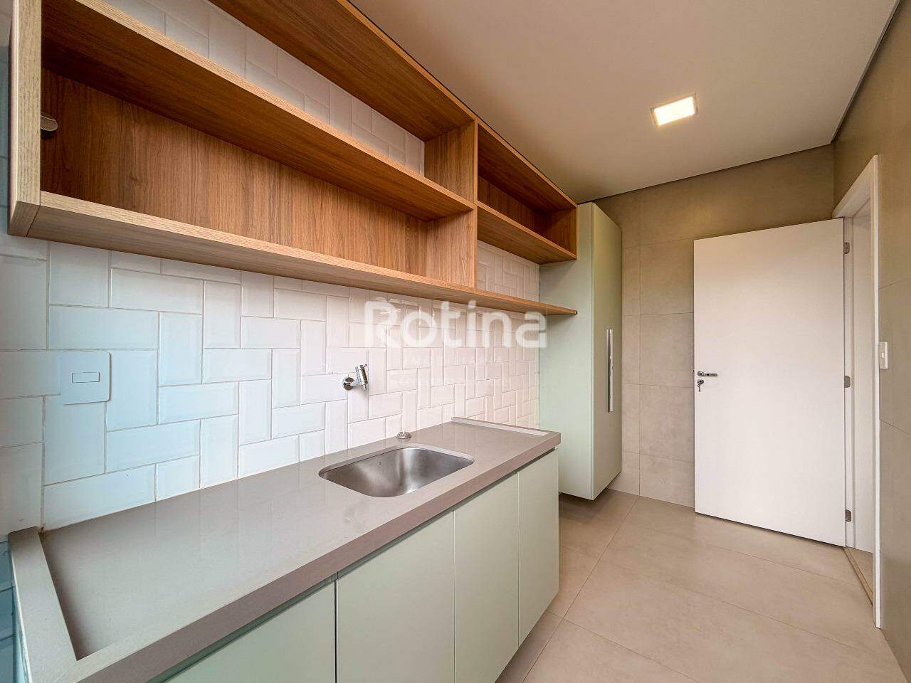 Casa Condomínio Fechado à venda, 4 quartos em Uberlândia no bairro Jardim Sul no valor de R$ 4.000.000,00 - Rotina Imobiliária: 