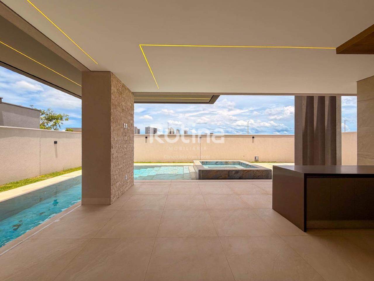 Casa Condomínio Fechado à venda, 4 quartos em Uberlândia no bairro Jardim Sul no valor de R$ 4.000.000,00 - Rotina Imobiliária: 