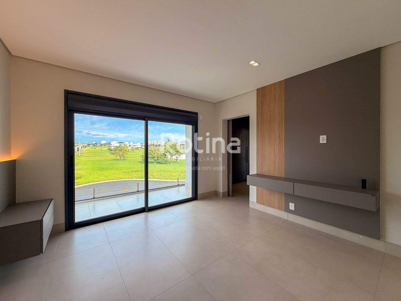 Casa Condomínio Fechado à venda, 4 quartos em Uberlândia no bairro Jardim Sul no valor de R$ 4.000.000,00 - Rotina Imobiliária: 