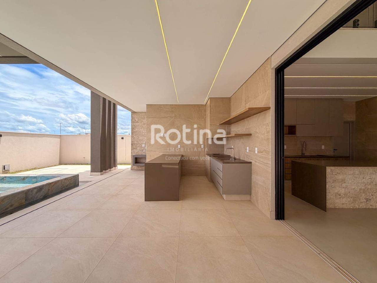 Casa Condomínio Fechado à venda, 4 quartos em Uberlândia no bairro Jardim Sul no valor de R$ 4.000.000,00 - Rotina Imobiliária: 