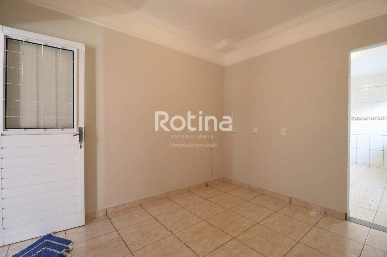 Casa para alugar, 3 quartos em Uberlândia no bairro Jardim Brasília no valor de R$ 3.250,00 - Rotina Imobiliária: 