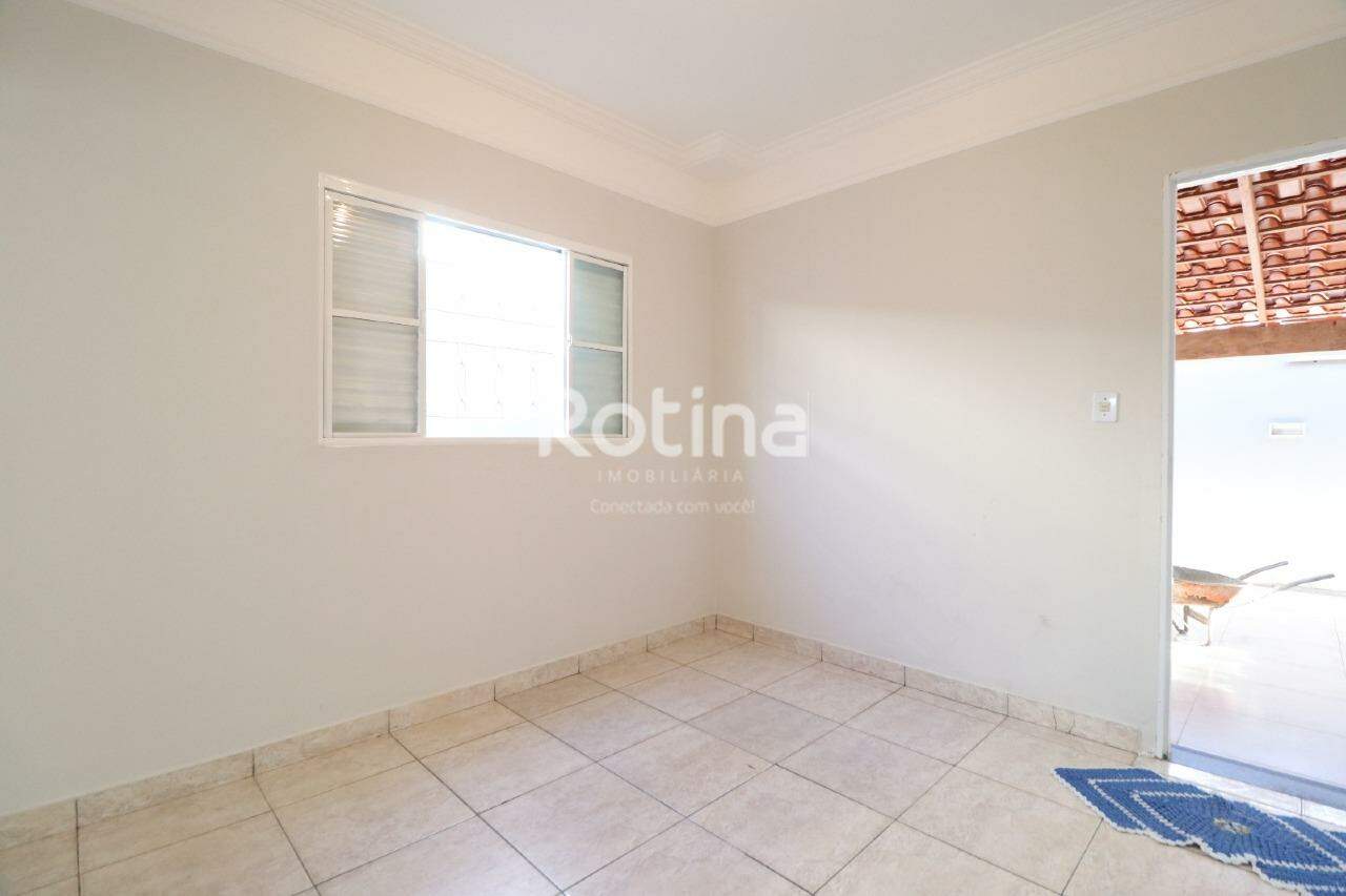 Casa para alugar, 3 quartos em Uberlândia no bairro Jardim Brasília no valor de R$ 3.250,00 - Rotina Imobiliária: 