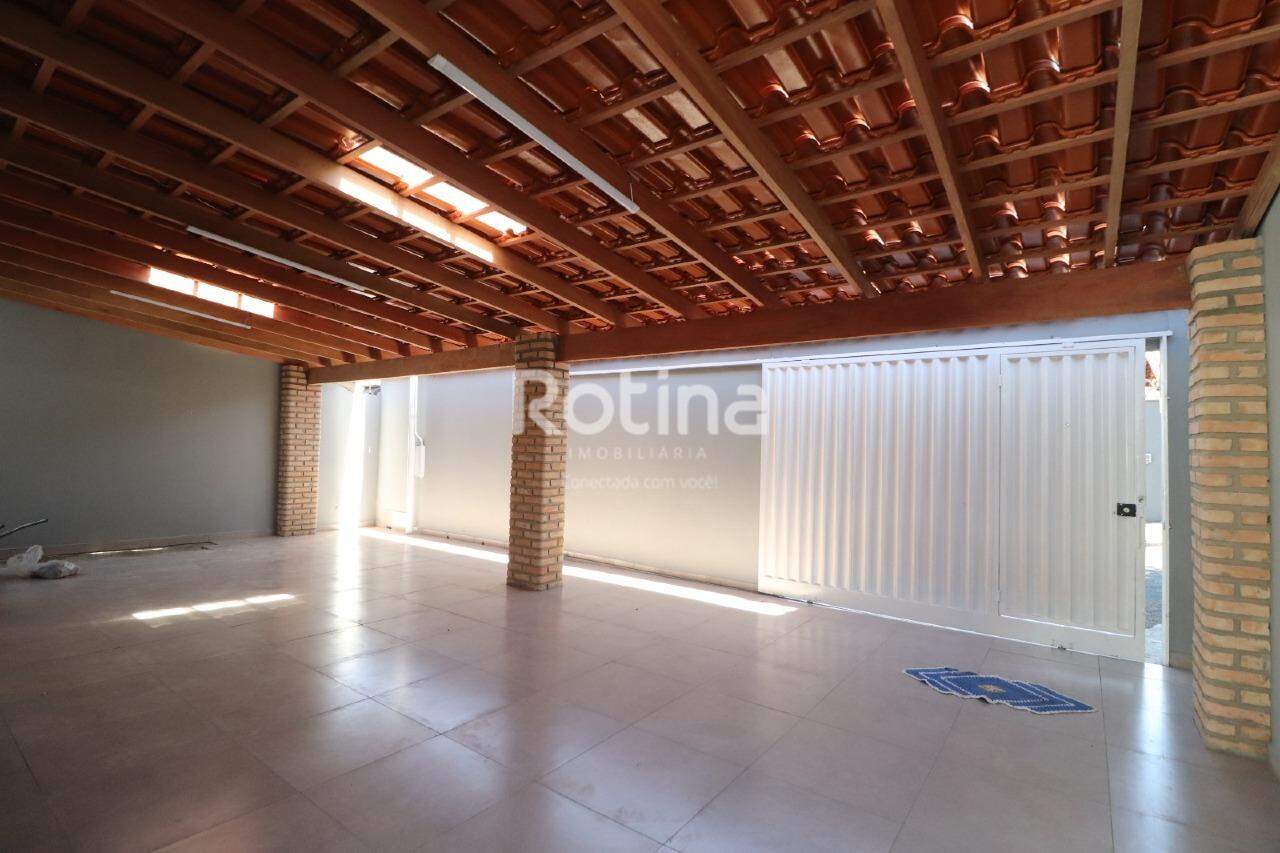 Casa para alugar, 3 quartos em Uberlândia no bairro Jardim Brasília no valor de R$ 3.250,00 - Rotina Imobiliária: 