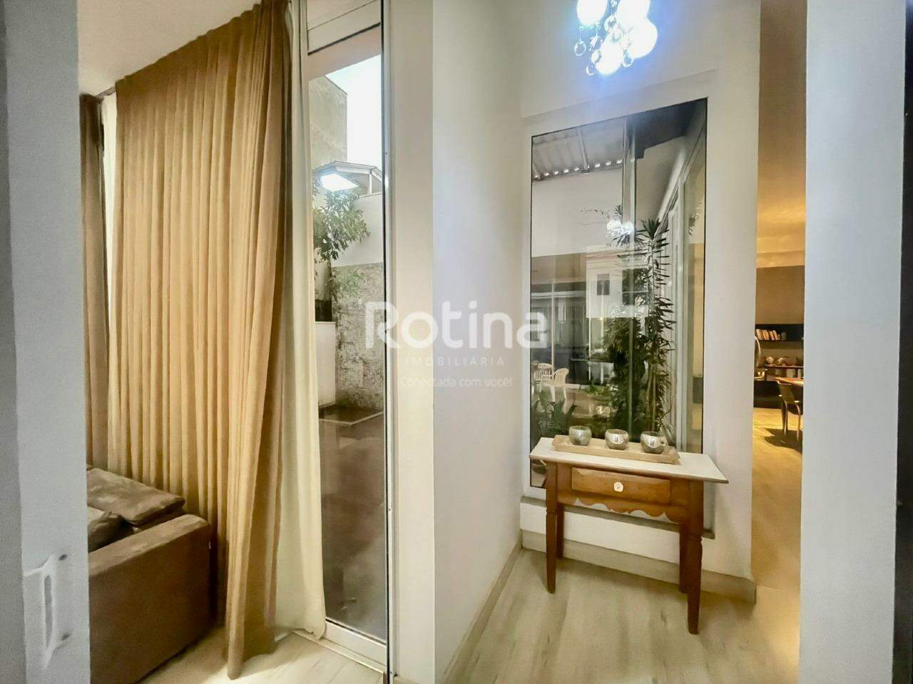 Casa à venda, 3 quartos em Uberlândia no bairro Cond. Paradiso Ecologico no valor de R$ 2.200.000,00 - Rotina Imobiliária: 