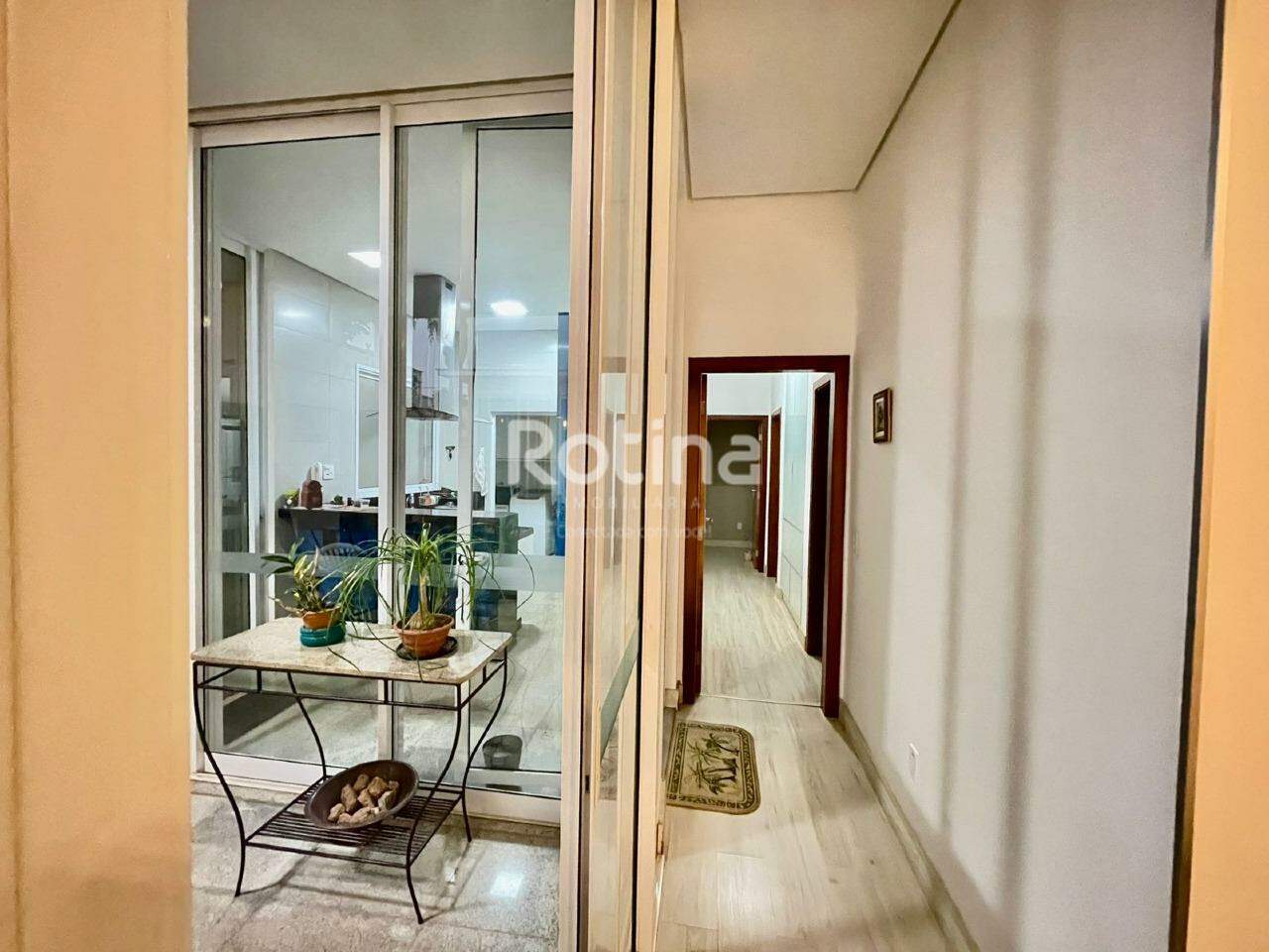 Casa à venda, 3 quartos em Uberlândia no bairro Cond. Paradiso Ecologico no valor de R$ 2.200.000,00 - Rotina Imobiliária: 
