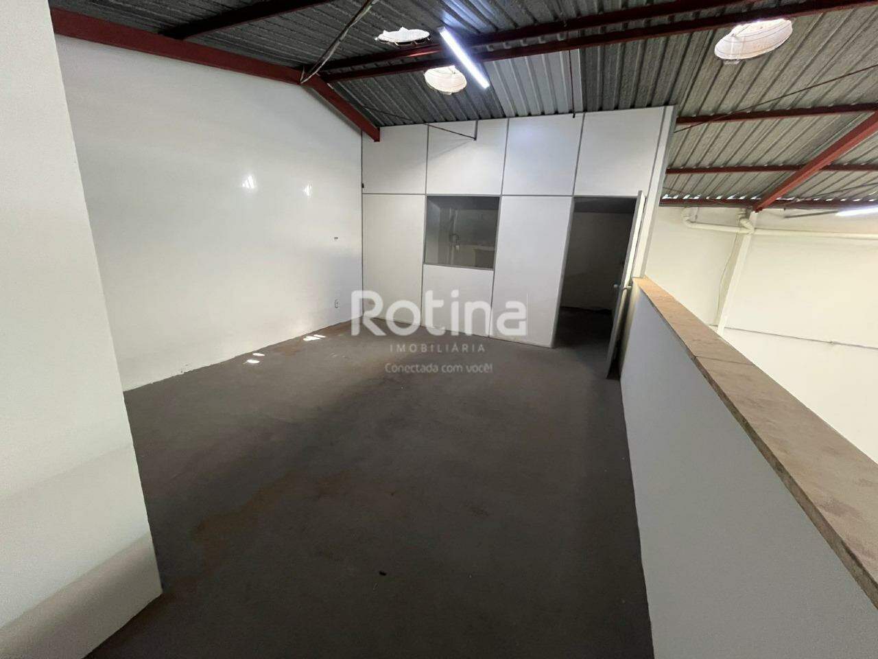 Galpão para alugar, em Uberlândia no bairro Brasil no valor de R$ 8.000,00 - Rotina Imobiliária: 