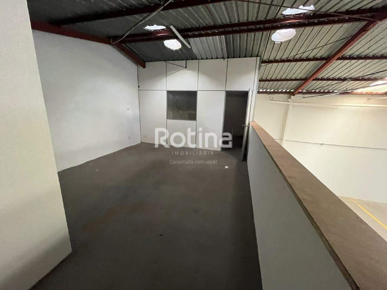 Galpão para alugar, em Uberlândia no bairro Brasil no valor de R$ 8.000,00 - Rotina Imobiliária: 