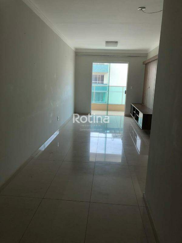 Apartamento para alugar, 3 quartos em Uberlândia no bairro Santa Mônica no valor de R$ 3.500,00 - Rotina Imobiliária: 