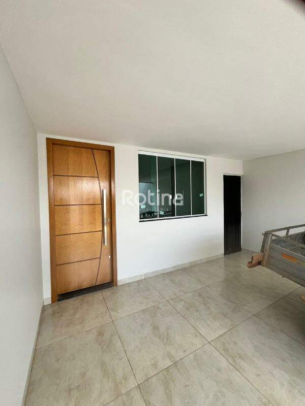Casa à venda, 3 quartos em Uberlândia no bairro Pampulha no valor de R$ 850.000,00 - Rotina Imobiliária: 