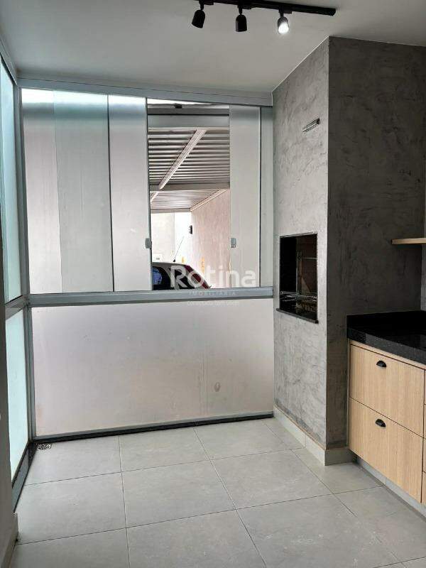 Apartamento à venda, 2 quartos em Uberlândia no bairro Novo Mundo no valor de R$ 335.000,00 - Rotina Imobiliária: 