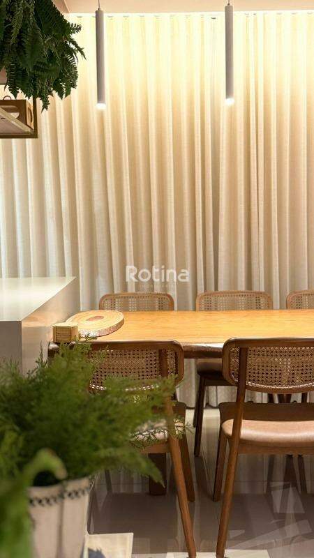 Apartamento à venda, 3 quartos em Uberlândia no bairro Santa Mônica no valor de R$ 1.200.000,00 - Rotina Imobiliária: 