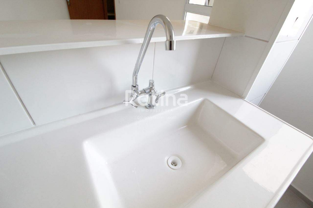 Apartamento à venda, 2 quartos em Uberlândia no bairro Chacaras Tubalina e Quartel no valor de R$ 170.000,00 - Rotina Imobiliária: 