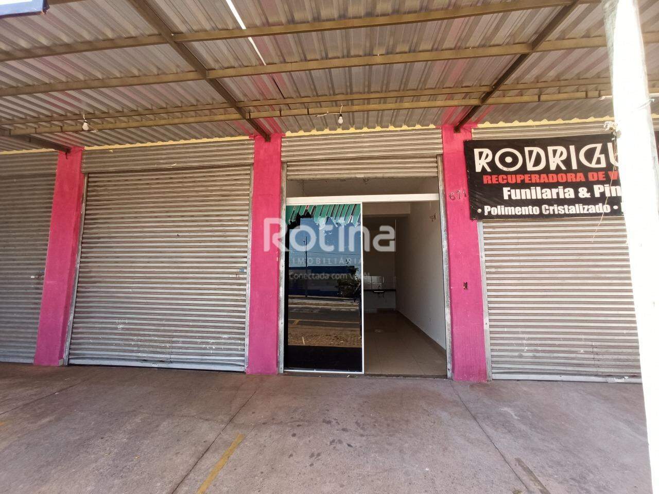 Loja para alugar, em Uberlândia no bairro Loteamento Residencial Pequis no valor de R$ 1.400,00 - Rotina Imobiliária: 