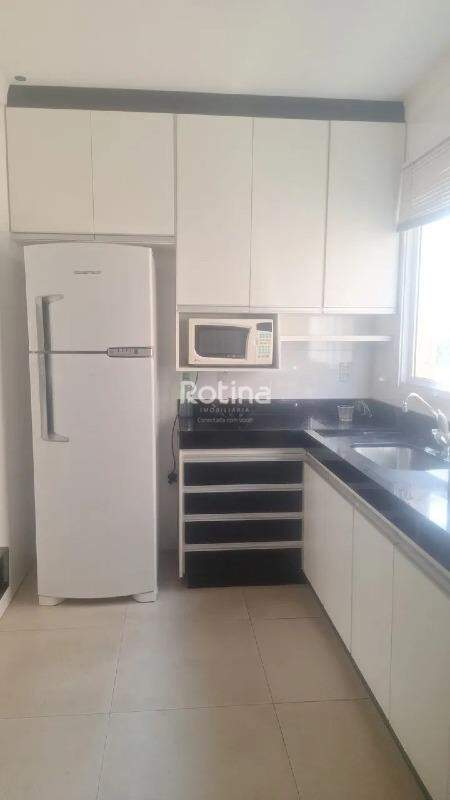 Apartamento para alugar, 3 quartos em Uberlândia no bairro Santa Mônica no valor de R$ 3.150,00 - Rotina Imobiliária: 