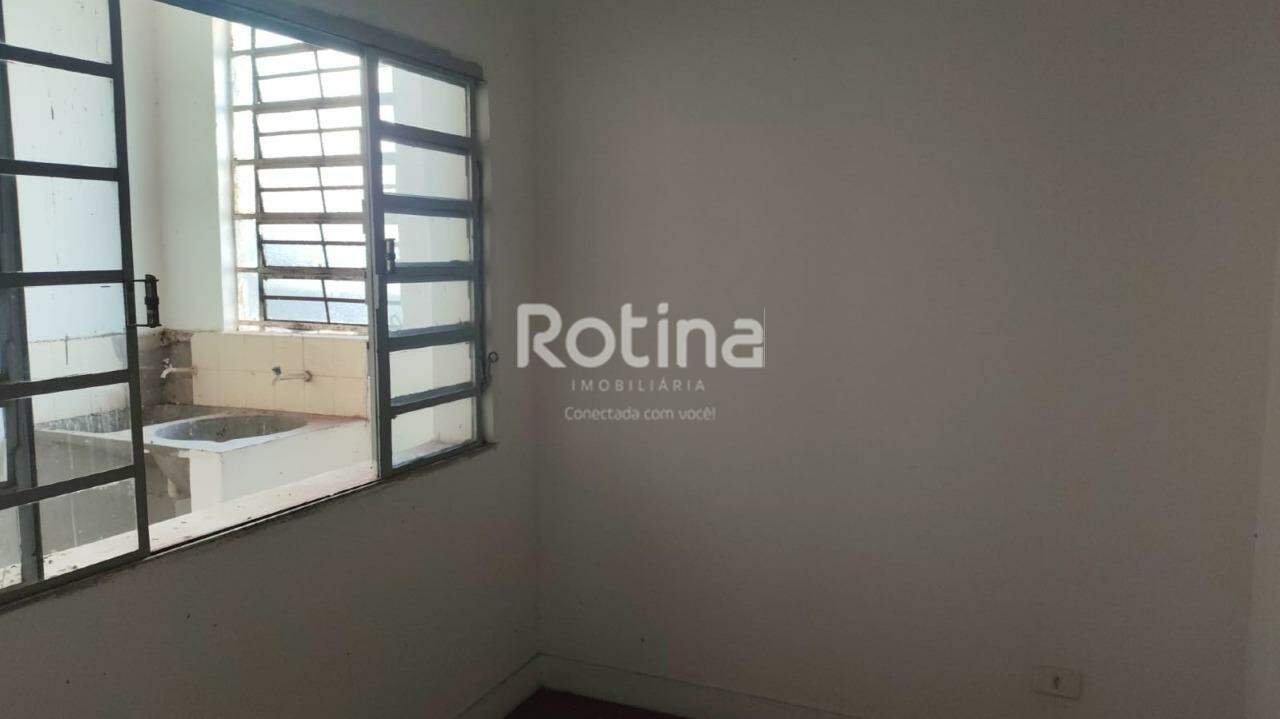 Apartamento para alugar, 2 quartos em Uberlândia no bairro Osvaldo Rezende no valor de R$ 1.200,00 - Rotina Imobiliária: 