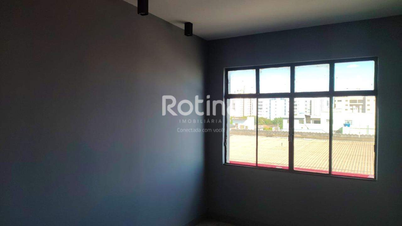 Apartamento para alugar, 2 quartos em Uberlândia no bairro Osvaldo Rezende no valor de R$ 1.200,00 - Rotina Imobiliária: 