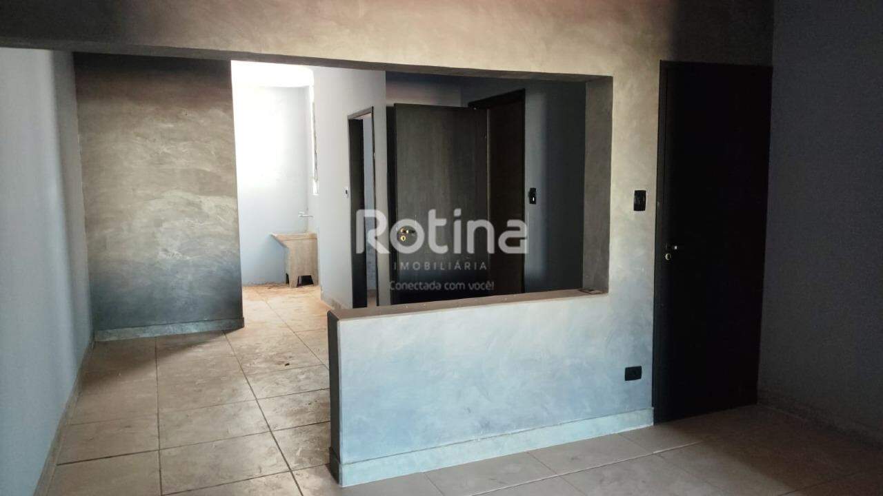 Apartamento para alugar, 2 quartos em Uberlândia no bairro Osvaldo Rezende no valor de R$ 1.200,00 - Rotina Imobiliária: 