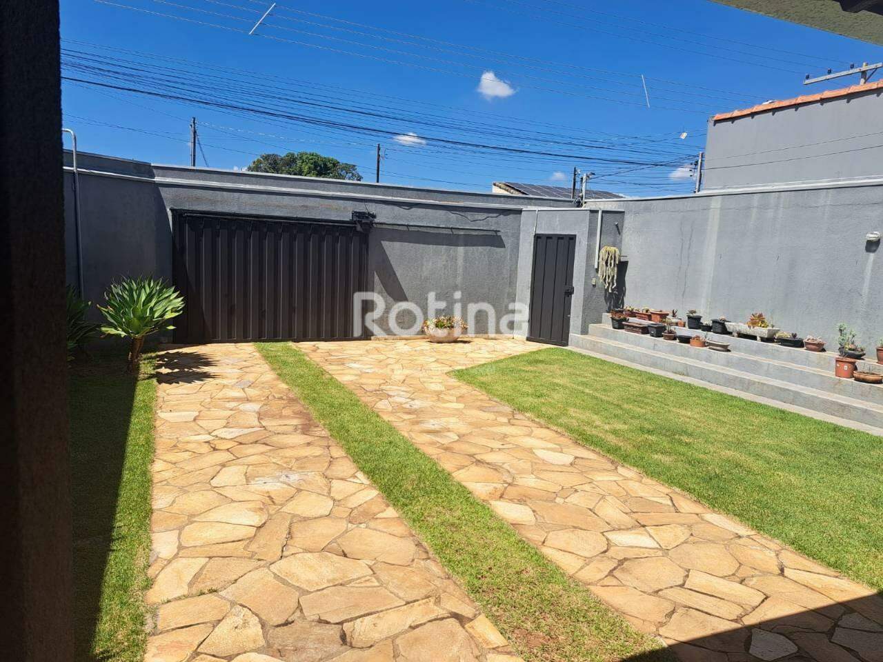 Casa à venda, 2 quartos em Uberlândia no bairro Nossa Senhora das Graças no valor de R$ 849.000,00 - Rotina Imobiliária: 
