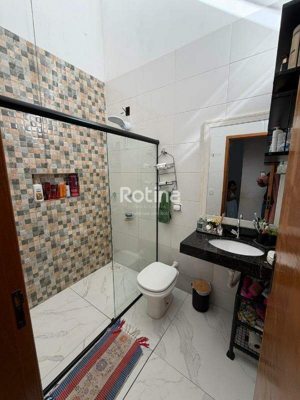 Casa à venda, 2 quartos em Uberlândia no bairro Shopping Park no valor de R$ 250.000,00 - Rotina Imobiliária: 