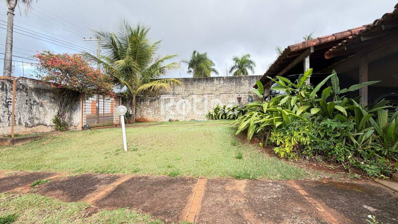 Casa à venda, 5 quartos em Uberlândia no bairro Cidade Jardim no valor de R$ 1.800.000,00 - Rotina Imobiliária: 