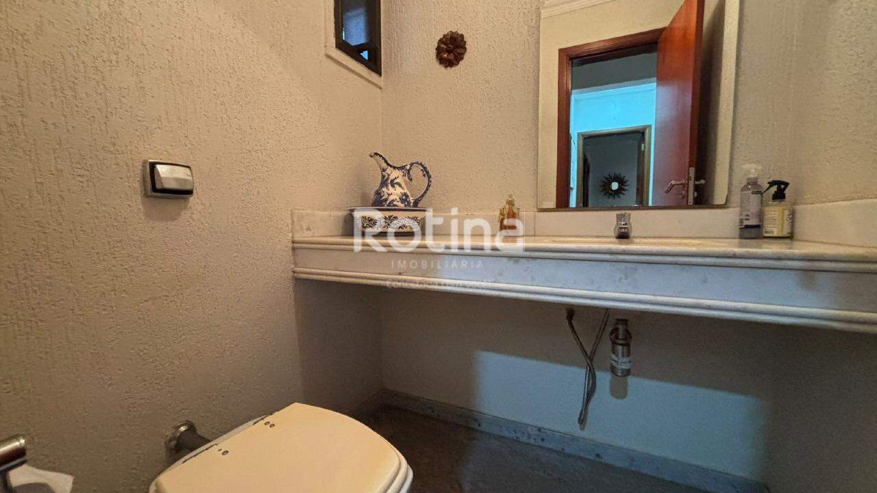 Apartamento à venda, 4 quartos em Uberlândia no bairro Patrimônio no valor de R$ 890.000,00 - Rotina Imobiliária: 