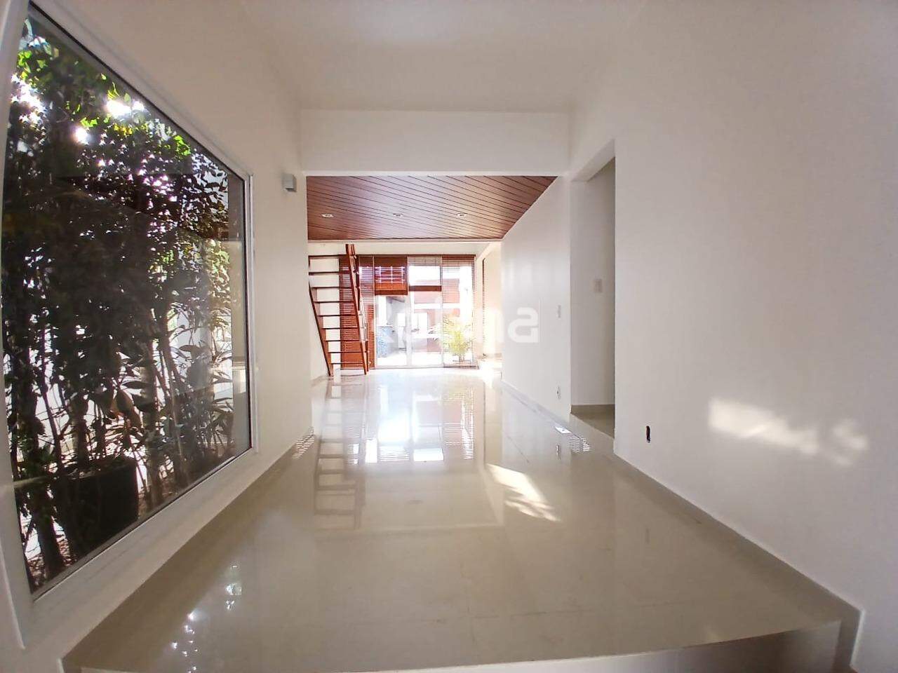 Casa para alugar, 4 quartos em Uberlândia no bairro Tabajaras no valor de R$ 6.700,00 - Rotina Imobiliária: 