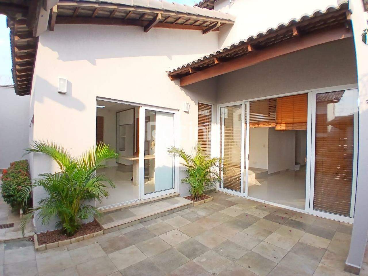 Casa para alugar, 4 quartos em Uberlândia no bairro Tabajaras no valor de R$ 6.700,00 - Rotina Imobiliária: 