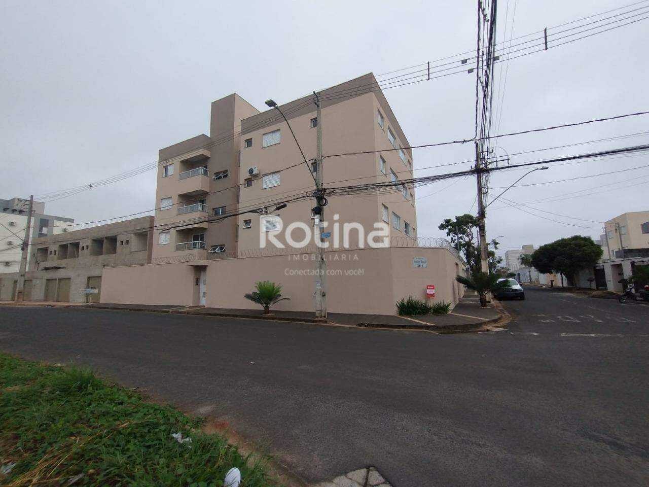 Apartamento para alugar, 2 quartos em Uberlândia no bairro Novo Mundo no valor de R$ 1.700,00 - Rotina Imobiliária: 