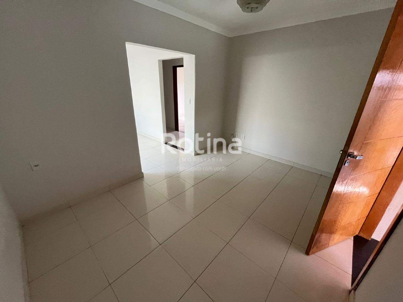 Casa para alugar, 3 quartos em Uberlândia no bairro Santa Mônica no valor de R$ 4.500,00 - Rotina Imobiliária: 