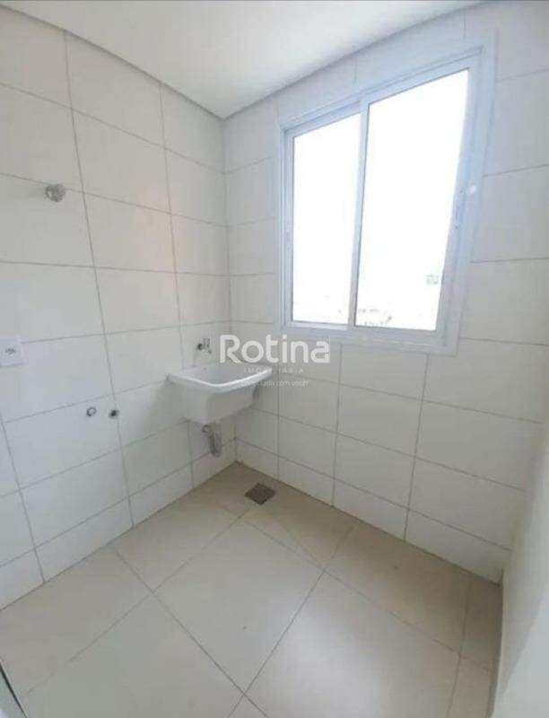 Apartamento para alugar, 3 quartos em Uberlândia no bairro Santa Mônica no valor de R$ 3.400,00 - Rotina Imobiliária: 