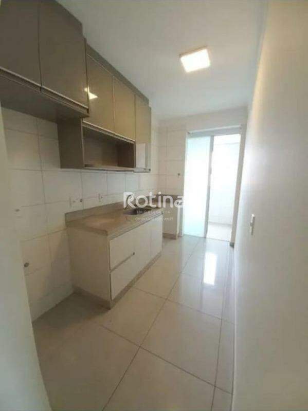 Apartamento para alugar, 3 quartos em Uberlândia no bairro Santa Mônica no valor de R$ 3.400,00 - Rotina Imobiliária: 