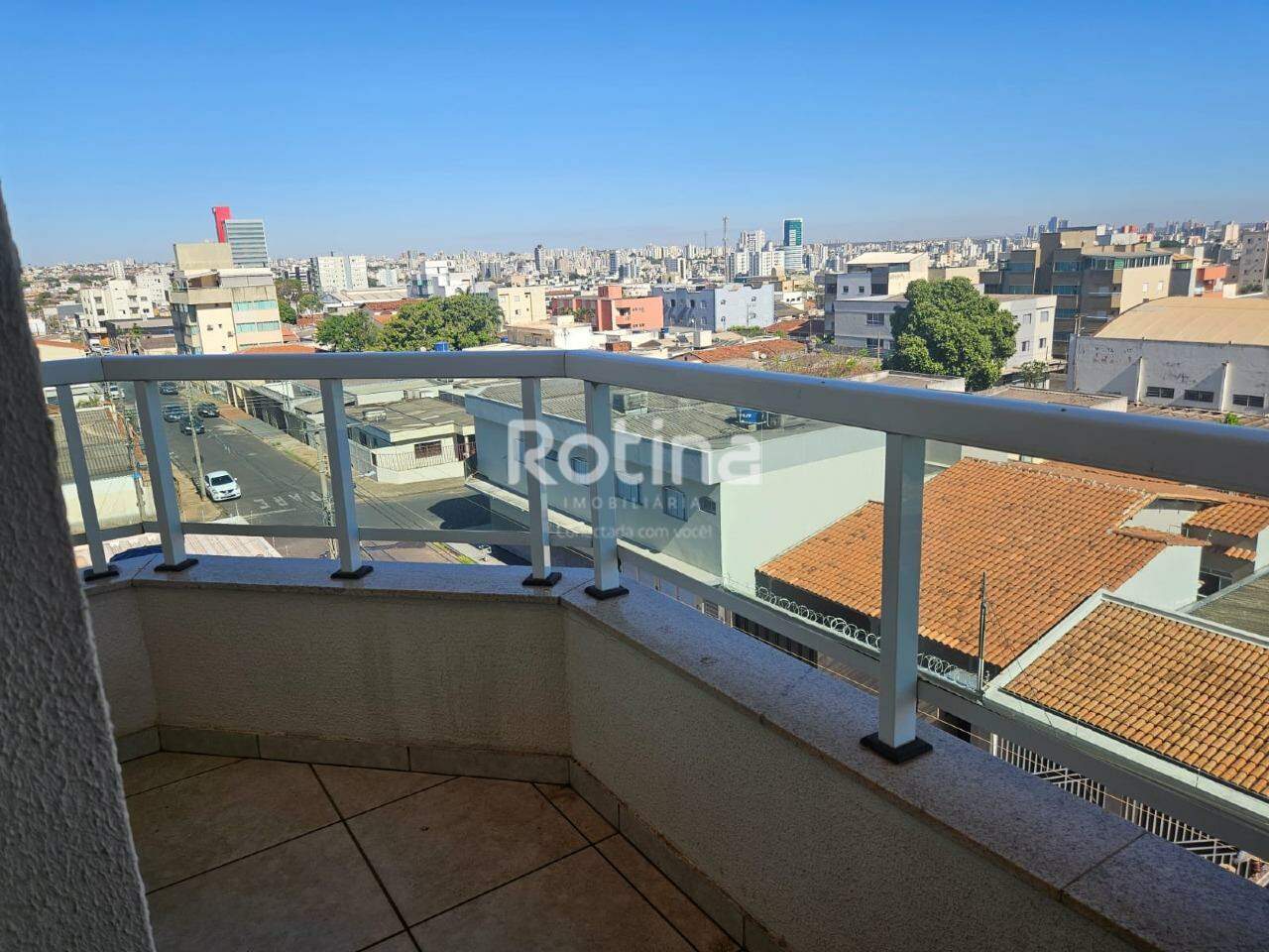 Apartamento à venda, 3 quartos em Uberlândia no bairro Brasil no valor de R$ 660.000,00 - Rotina Imobiliária: 