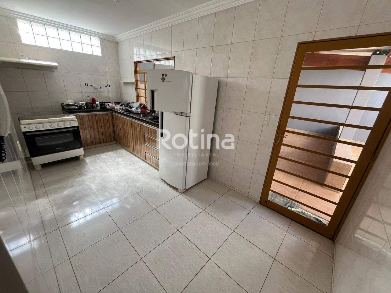 Casa para alugar, 2 quartos em Uberlândia no bairro Conjunto Alvorada no valor de R$ 2.000,00 - Rotina Imobiliária: 