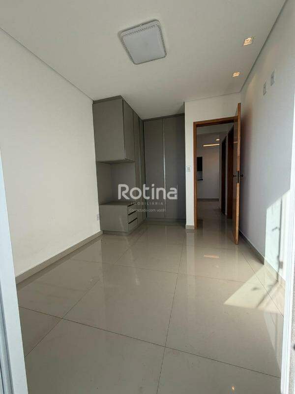 Apartamento à venda, 2 quartos em Uberlândia no bairro Martins no valor de R$ 380.000,00 - Rotina Imobiliária: 