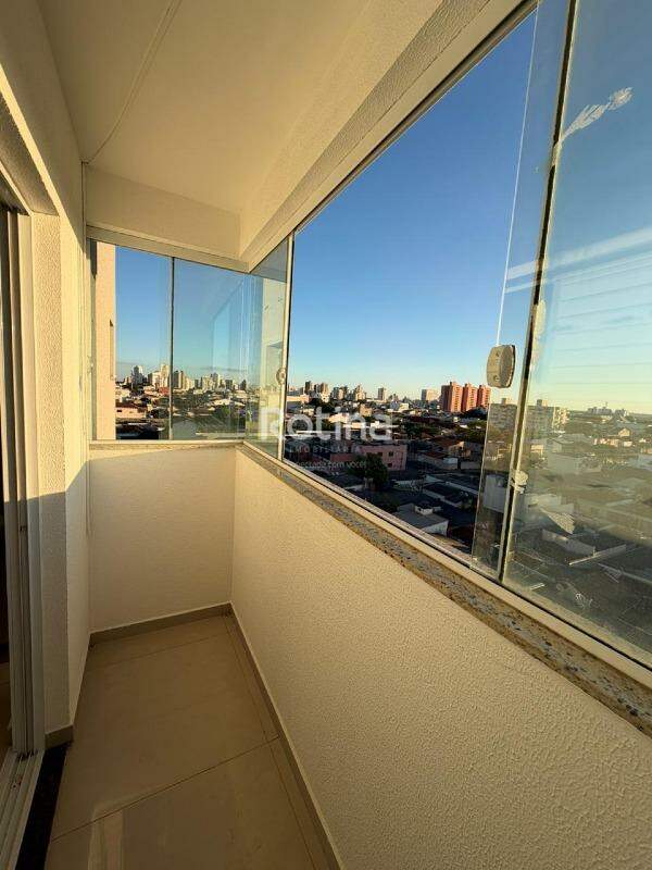 Apartamento à venda, 2 quartos em Uberlândia no bairro Martins no valor de R$ 380.000,00 - Rotina Imobiliária: 