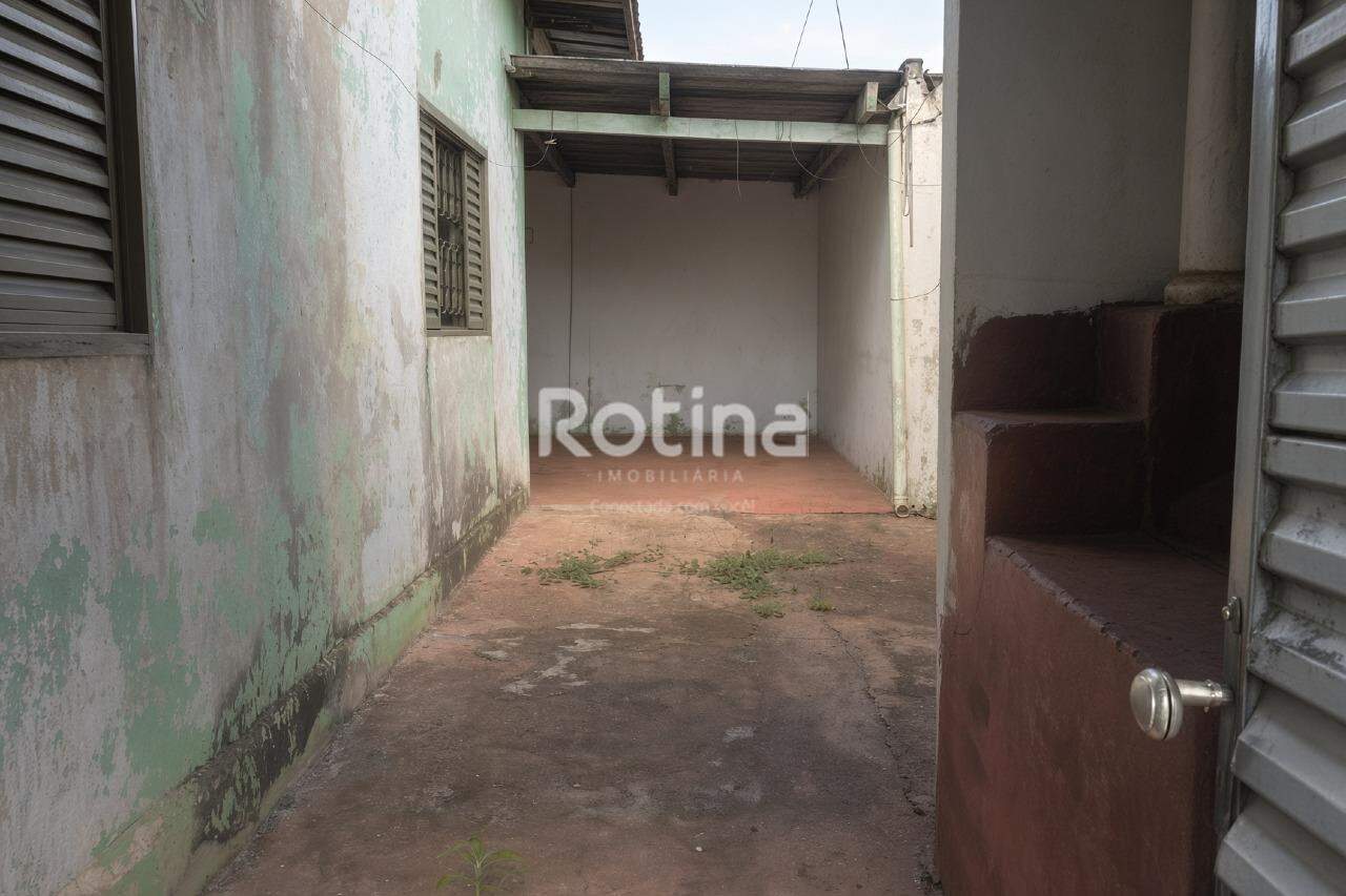 Casa à venda, 4 quartos em Uberlândia no bairro Luizote de Freitas no valor de R$ 250.000,00 - Rotina Imobiliária: 