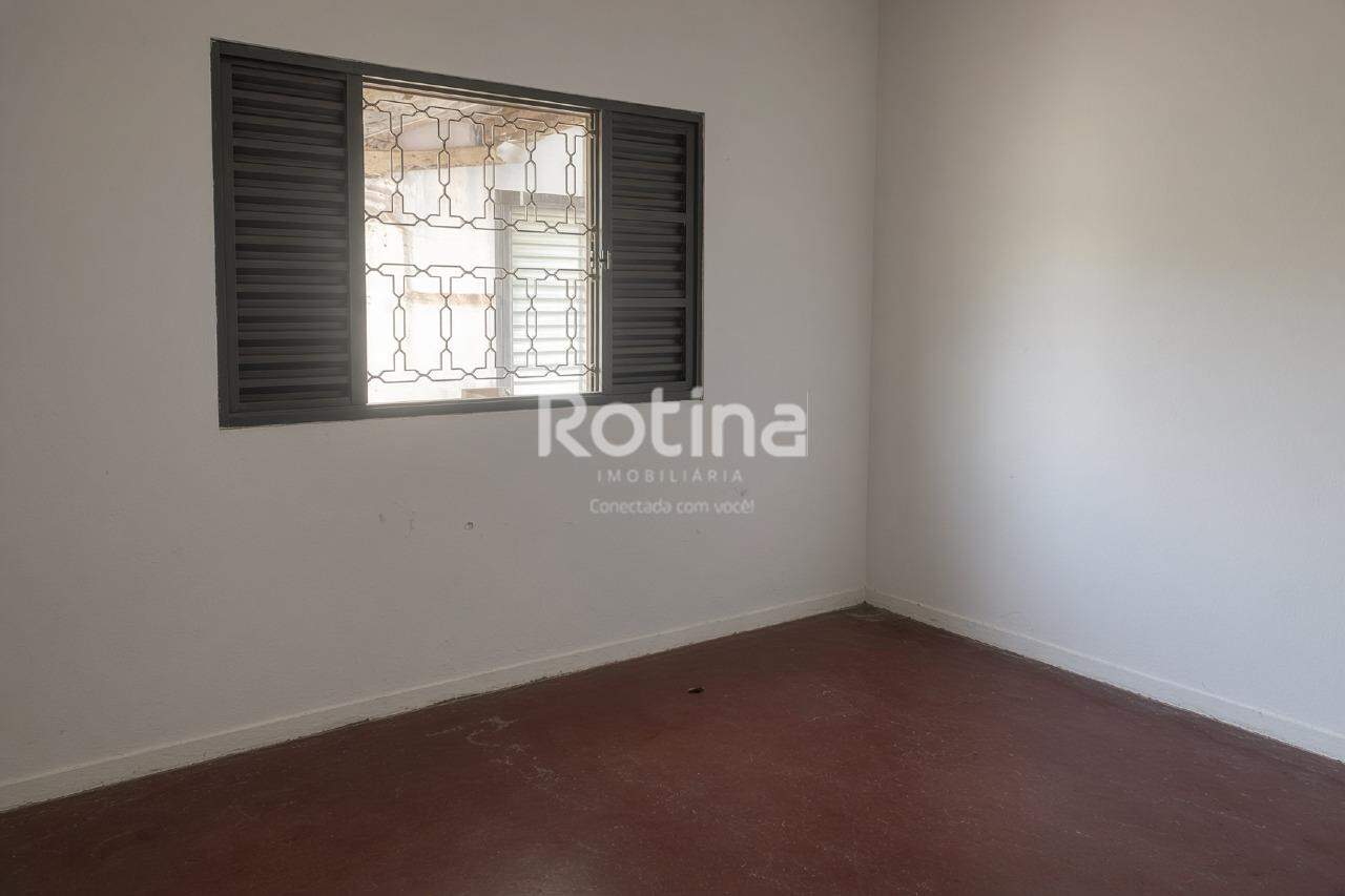Casa à venda, 4 quartos em Uberlândia no bairro Luizote de Freitas no valor de R$ 250.000,00 - Rotina Imobiliária: 