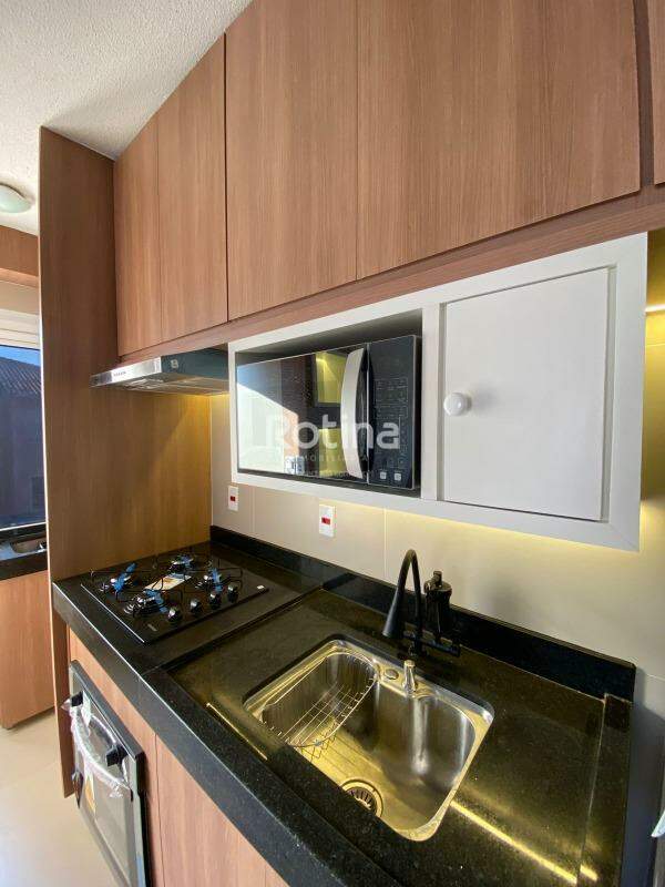 Apartamento à venda, 3 quartos em Uberlândia no bairro Novo Mundo no valor de R$ 270.000,00 - Rotina Imobiliária: 